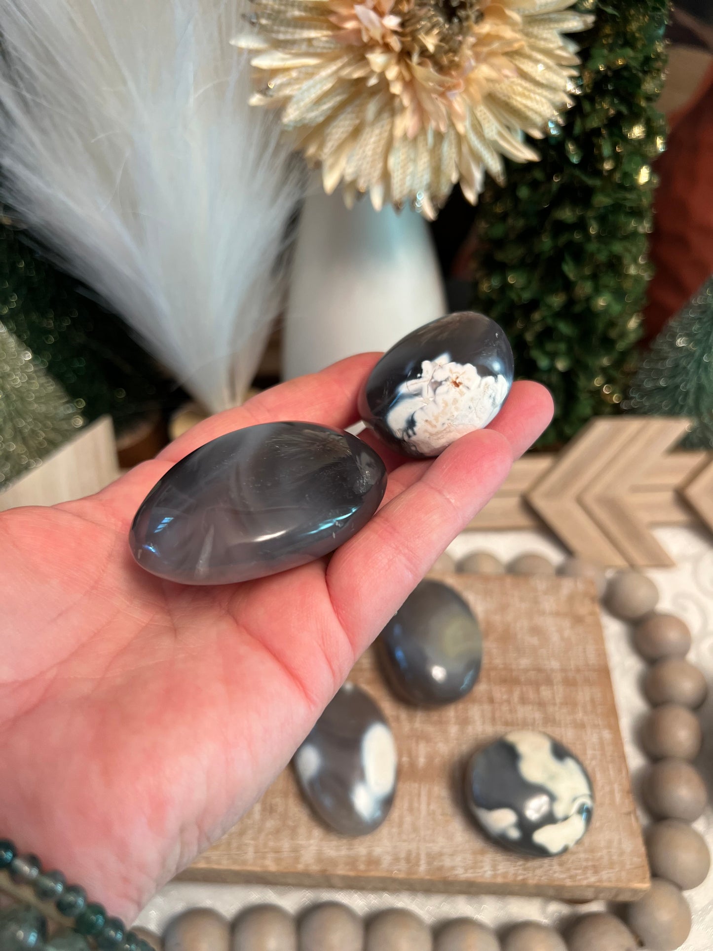 Intuitively Chosen Orca Agate Palm